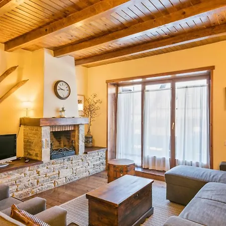 Baqueira Apartamentos Cota 1700 Tranquilidad