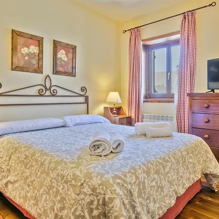 Baqueira Apartamentos Cota 1700 Tranquilidad Apartment *