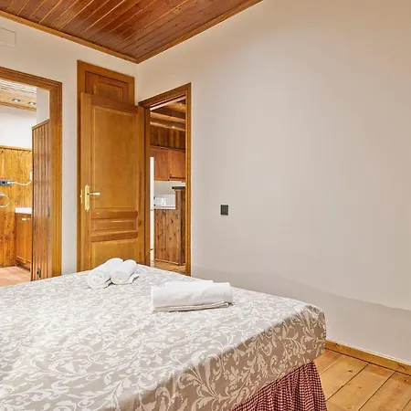 Baqueira Apartamentos Cota 1700 Tranquilidad Apartment *