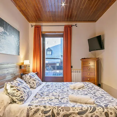 Baqueira Apartamentos Cota 1700 Tranquilidad Apartment