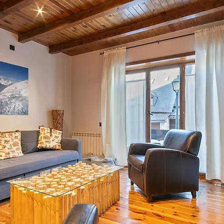 Baqueira Apartamentos Cota 1700 Tranquilidad *